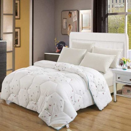 Одеяло бамбук c лавандой (155х215) Одеяло бамбук c лавандой (155х215)