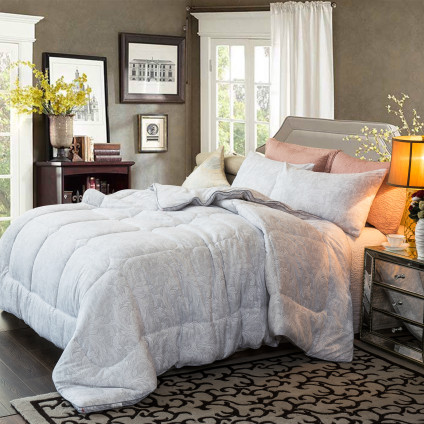 Одеяло бамбук c лавандой двуспальное (200х220) Одеяло бамбук c лавандой двуспальное (200х220)