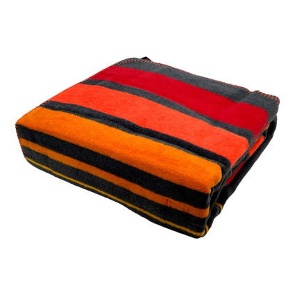 Одеяло хлопок ISTANBUL IN LINE RED (200x220) Одеяло хлопок ISTANBUL IN LINE RED (200x220)
