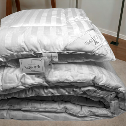 Одеяло MAISON DOR ALPINE WOOL (200x220) Одеяло MAISON DOR ALPINE WOOL (200x220)